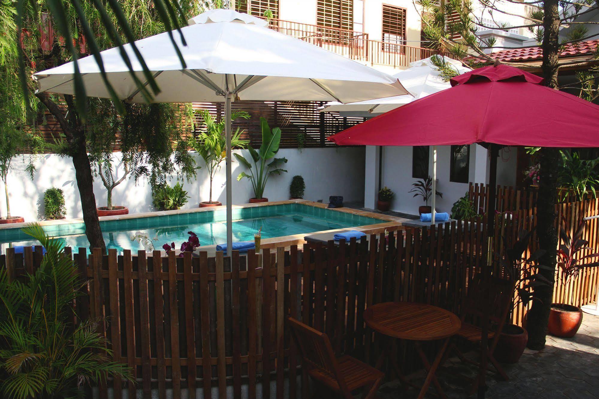 Cozy Boutique Hotel Phnom Penh Exterior foto